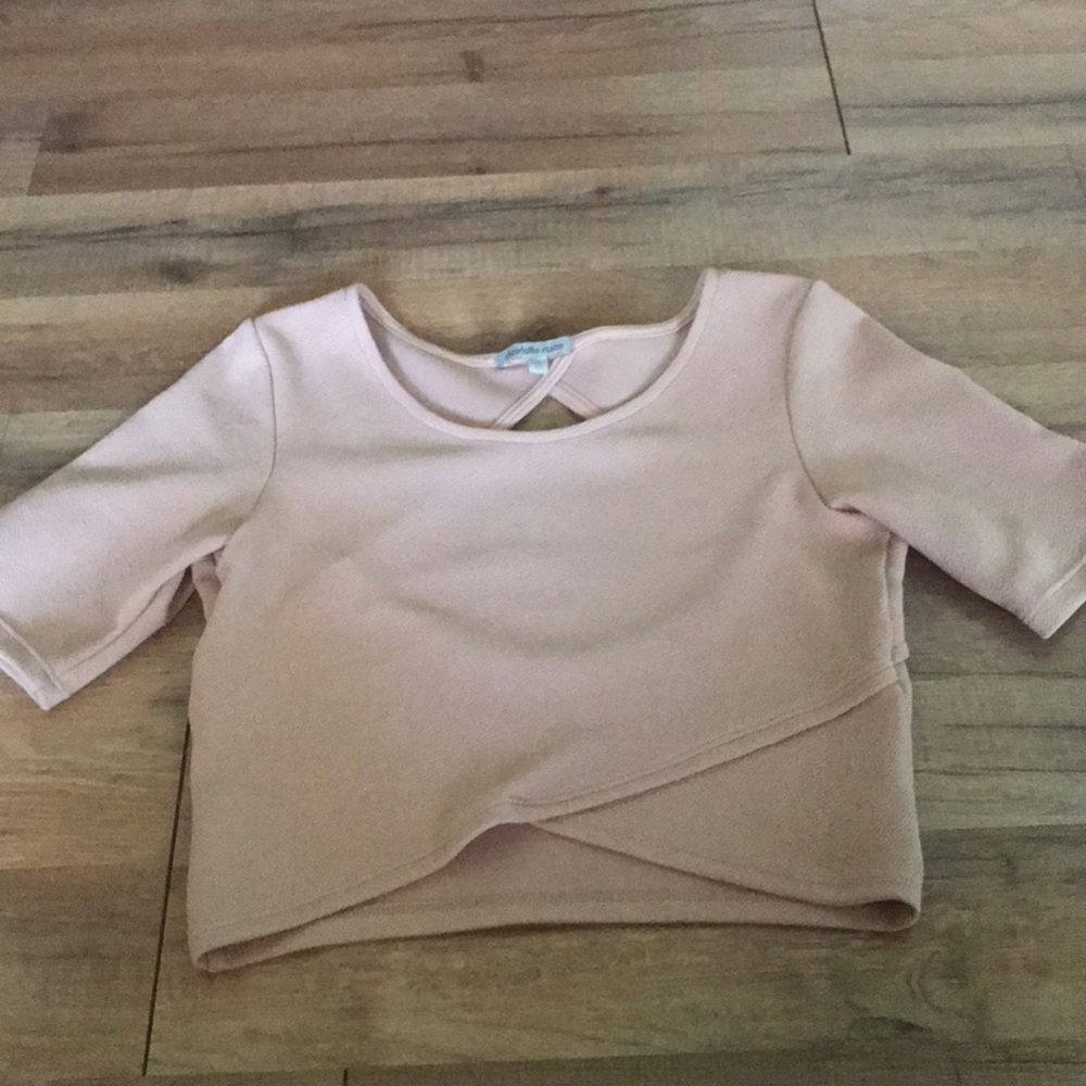 Crop top